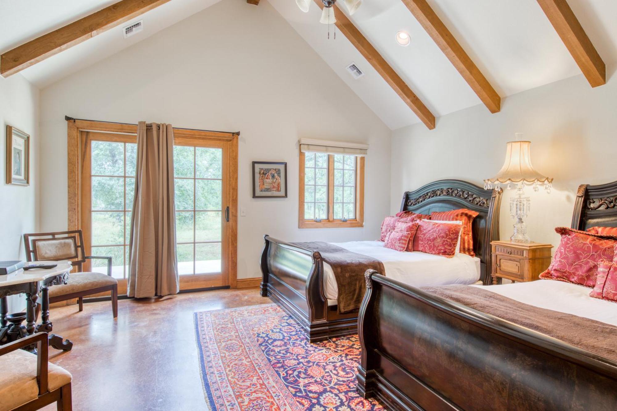 Messina Hof Hill Country Villa Blumenthal Room photo
