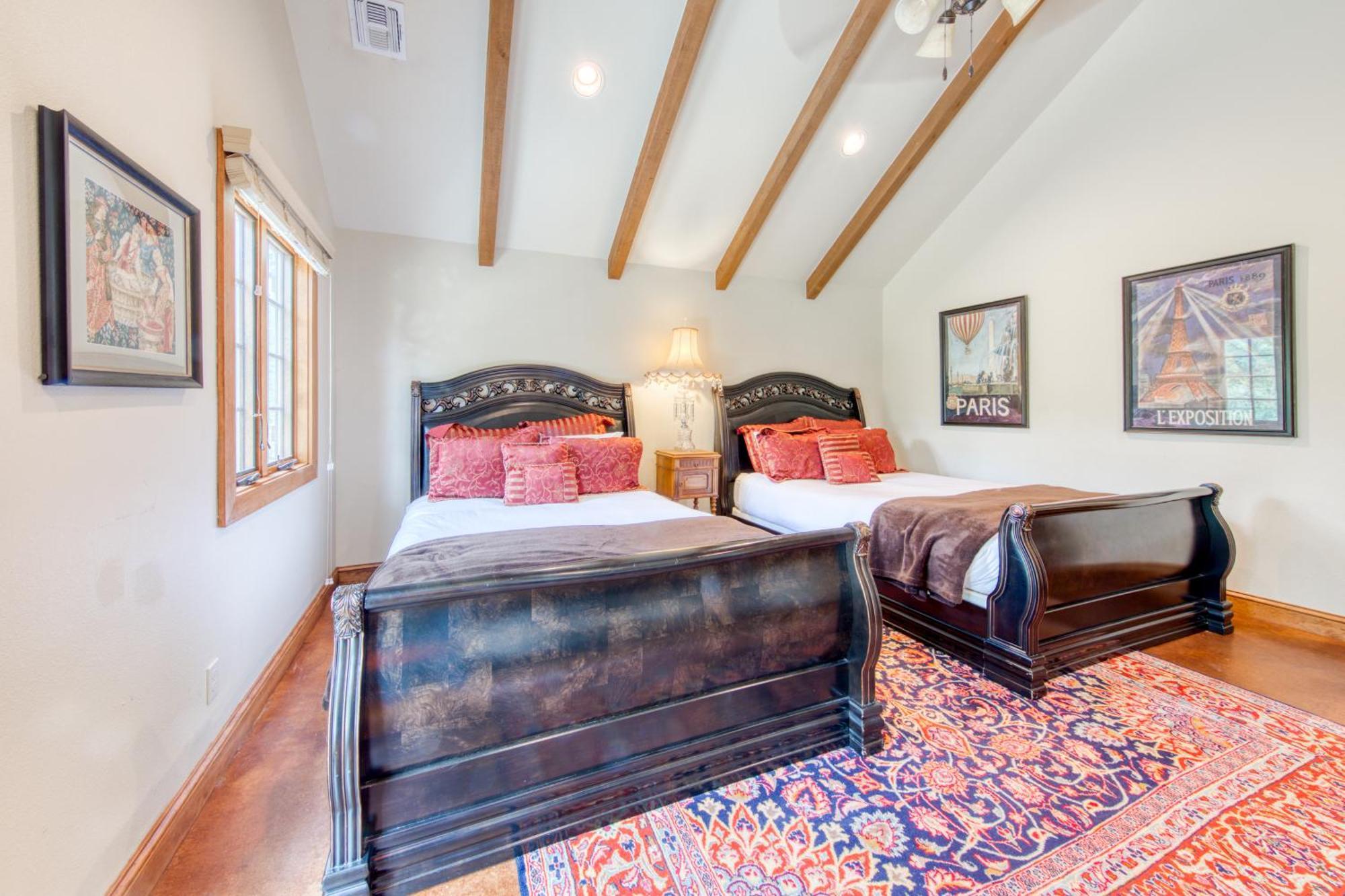 Messina Hof Hill Country Villa Blumenthal Room photo