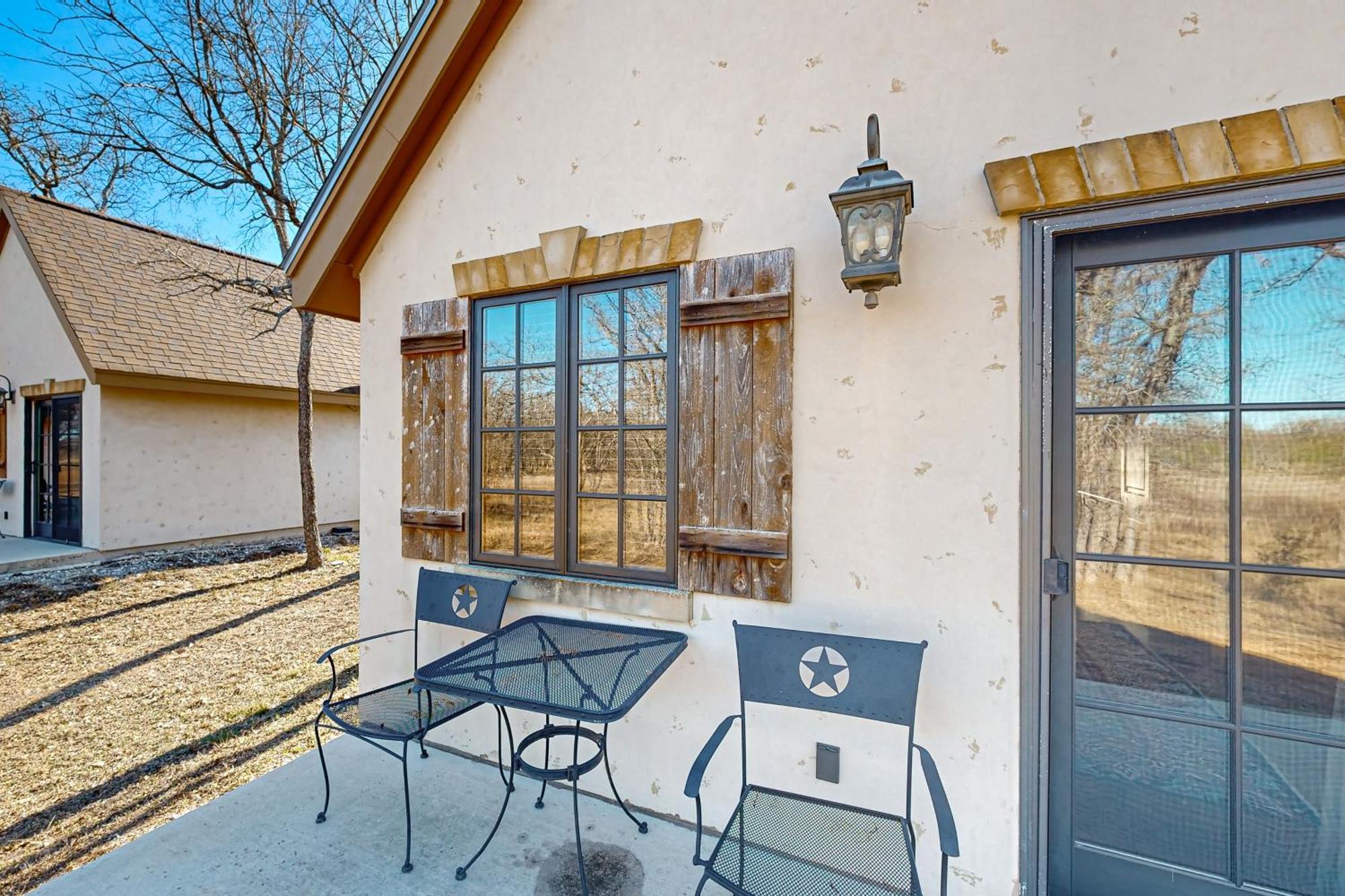 Messina Hof Hill Country Villa Blumenthal Room photo