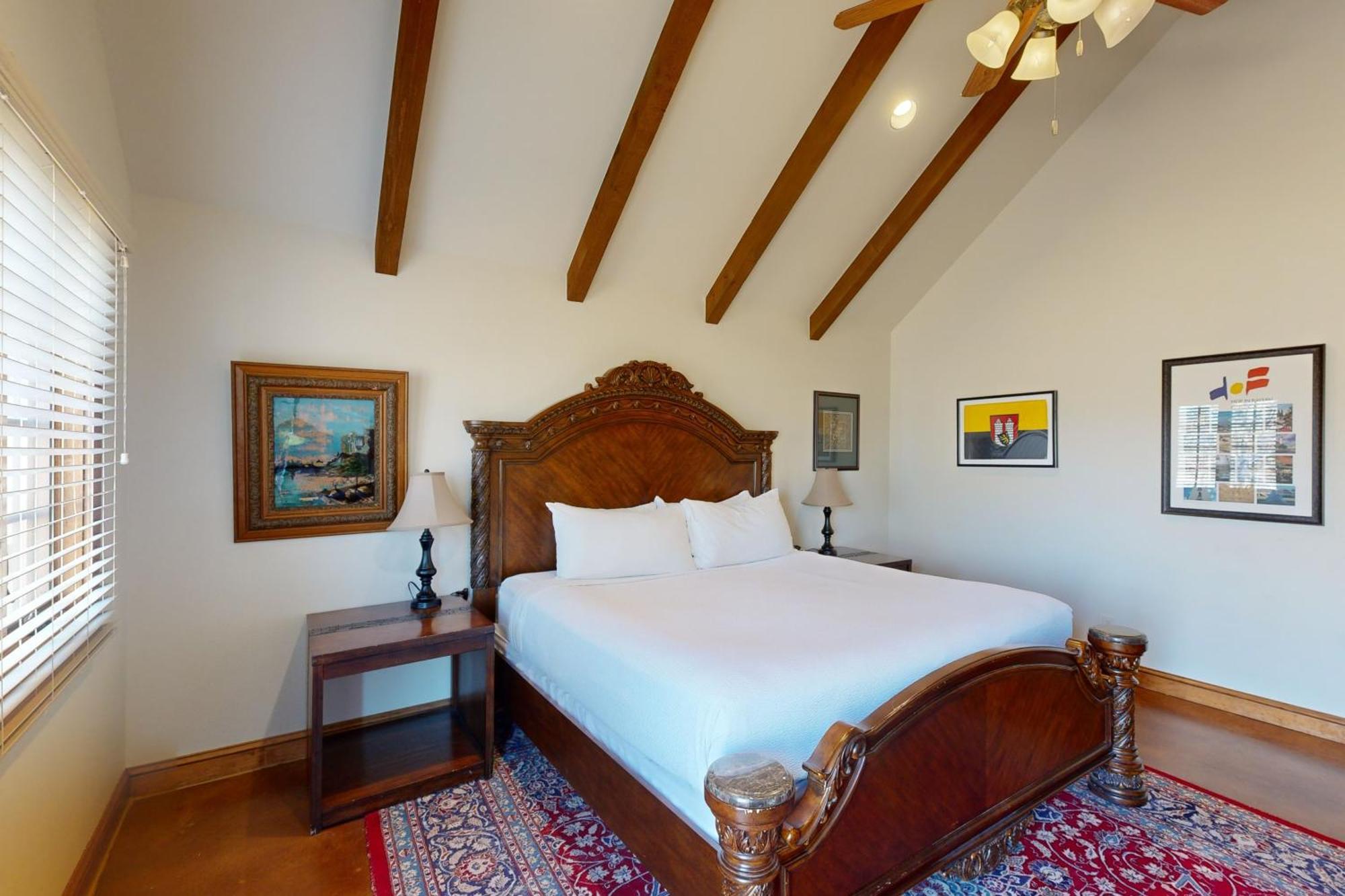 Messina Hof Hill Country Villa Blumenthal Room photo